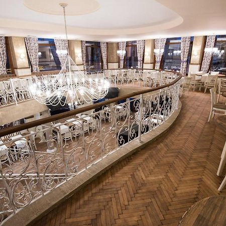 Hotel Victoria 파나규리슈테 외부 사진