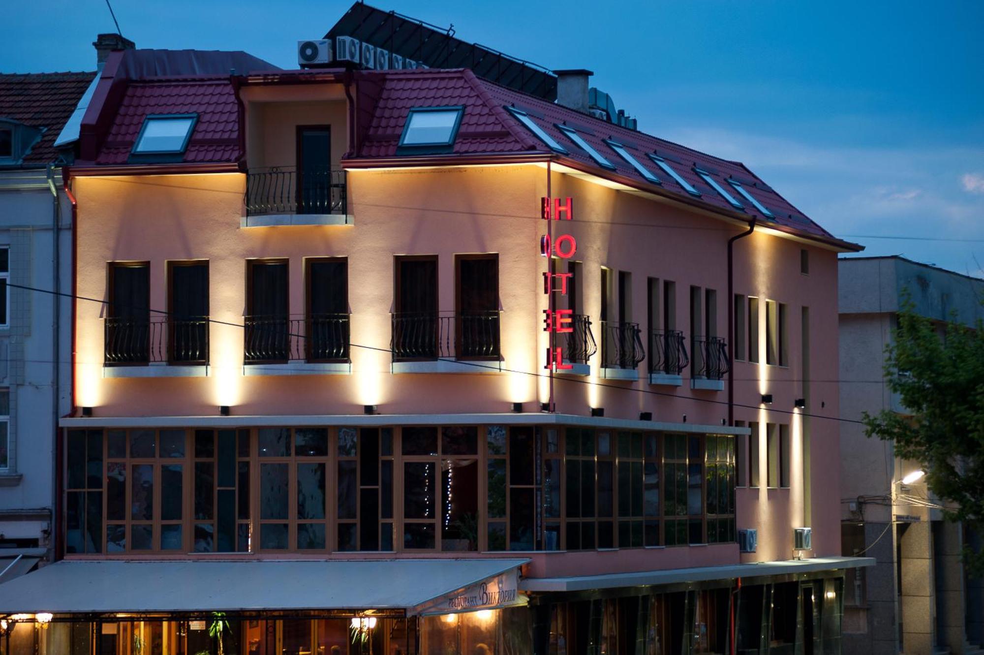 Hotel Victoria 파나규리슈테 외부 사진